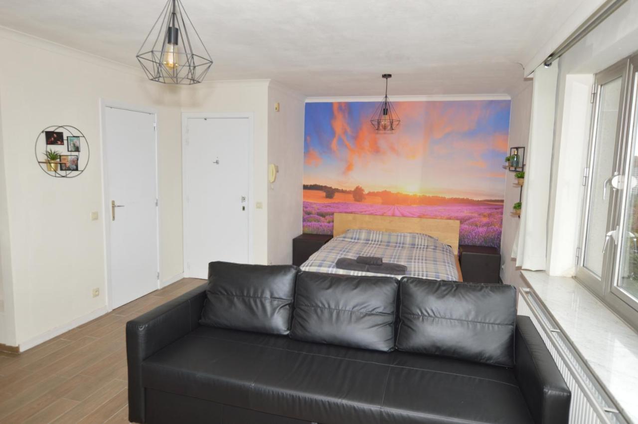 Modern And Private Studio With All Comfort! Daire Roeselare Dış mekan fotoğraf