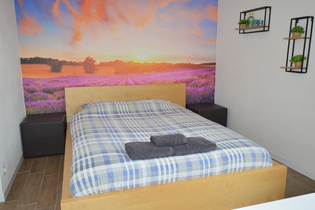 Modern And Private Studio With All Comfort! Daire Roeselare Dış mekan fotoğraf
